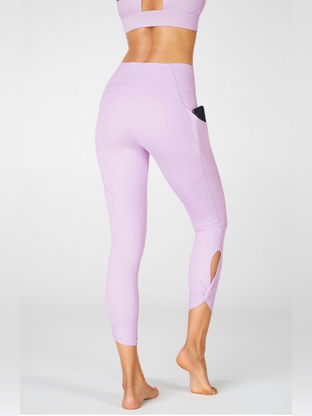 Fabletics Oasis PureLuxe Soft High-Waisted Twist 7/8 Leggings(M)